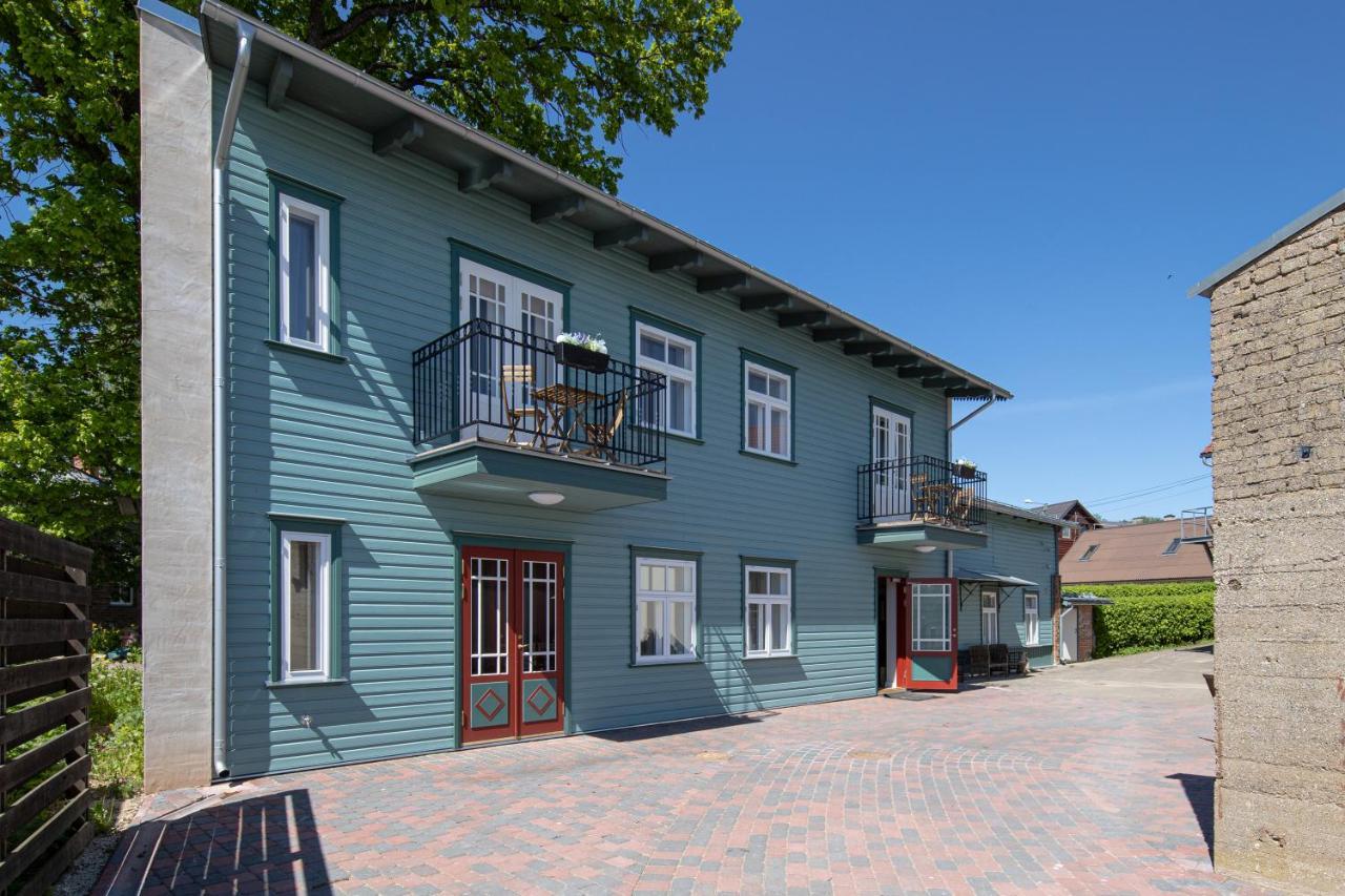 Aasa Kuelalistemaja Hotel Viljandi  Exterior photo